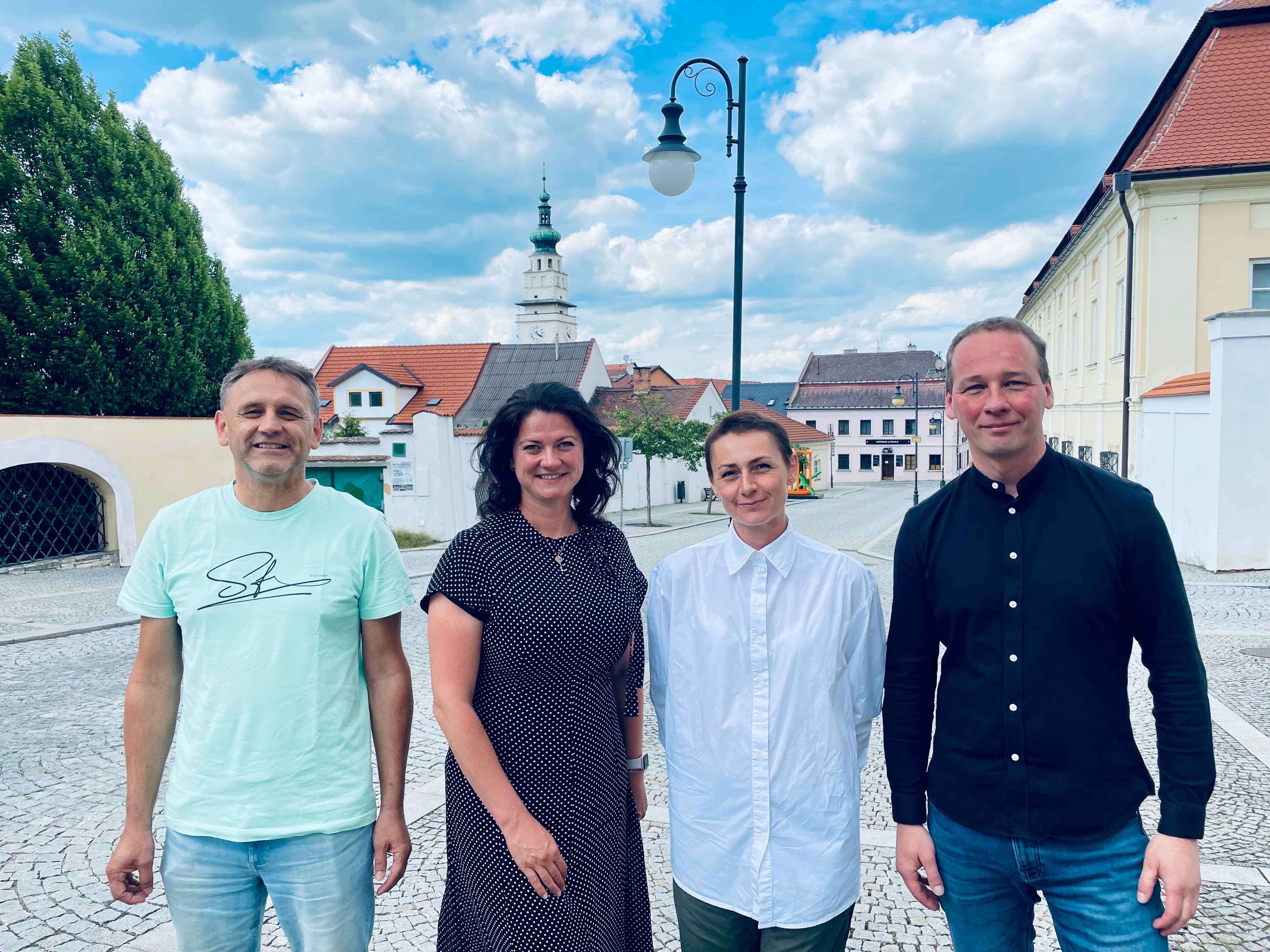 Vladimír Petrů, Jana Syrovátková, Vladěna Koudelková, Radek Pernica